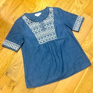 Vineyard Vines Chambray Embroidered Blouse Boho Peasant Top